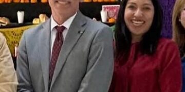 Denuncian ante Fiscalía Estatal a subdirectora administrativa, candidata a la dirección de Escuela y Preparatoria Técnico Médica UANL por falsificar documentos oficiales