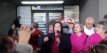 Presentarán maestros jubilados acuerdos a diputados