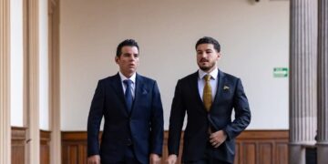 Gobierno de NL y MC “se disparan en el pie” al criticar a Morena