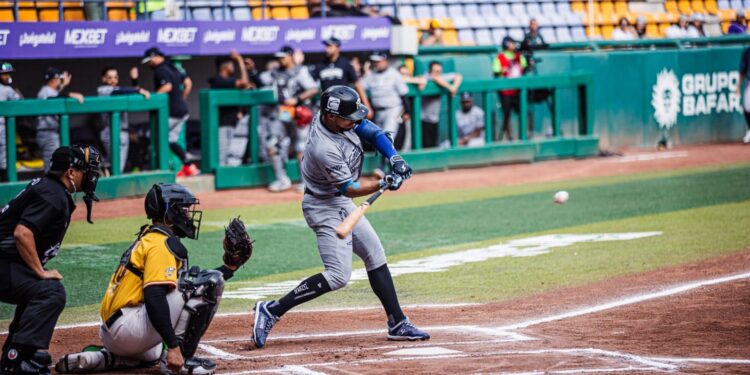 Sultanes ganan serie a Dorados y mantienen liderato