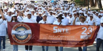 ¡PENSIONES DIGNAS!: CLAMOR UNÁNIME DE LOS MAESTROS (I)