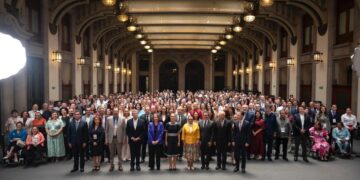 Se reúne Sheinbaum con Senadores y Diputados Federales de Morena, PT y Verde