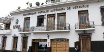 ¡SALVEMOS A LA UPAV!