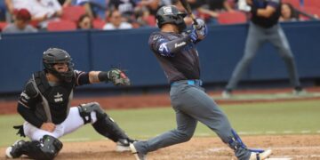 Limpian Acereros a Sultanes en casa