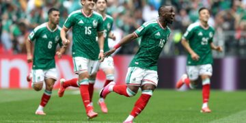 Sin convencer México vence 2-0 a Sudáfrica al iniciar el Mundial de Futbol 2026