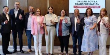 Se registran los aspirantes de Morena-PT-Verde al gobierno de Nuevo León