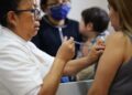 Se reducen casos de dengue, COVID-19 y sarampión en México