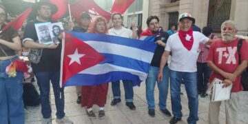 Conmemoran crítica y bullangueramente 73 años del 26 de Julio Cubano