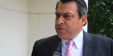 Condena líder migrante muerte de albañil mexicano en Houston
