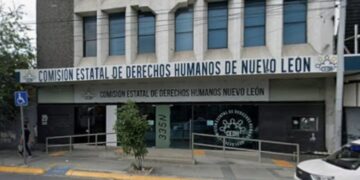 Exigen ante Derechos Humanos frenar a Agua y Drenaje por aumento de 78% a tarifas