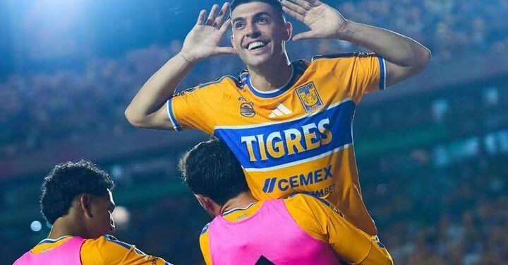 Con Vucetich Tigres vence al Atlante y respira; Rayados cae en León