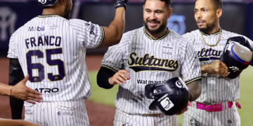 Gran remontada de Sultanes para barrer a Dorados y calificar a playoffs