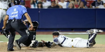 En juegazo Toros vence a Sultanes en 11 entradas y aventaja en Final del Norte